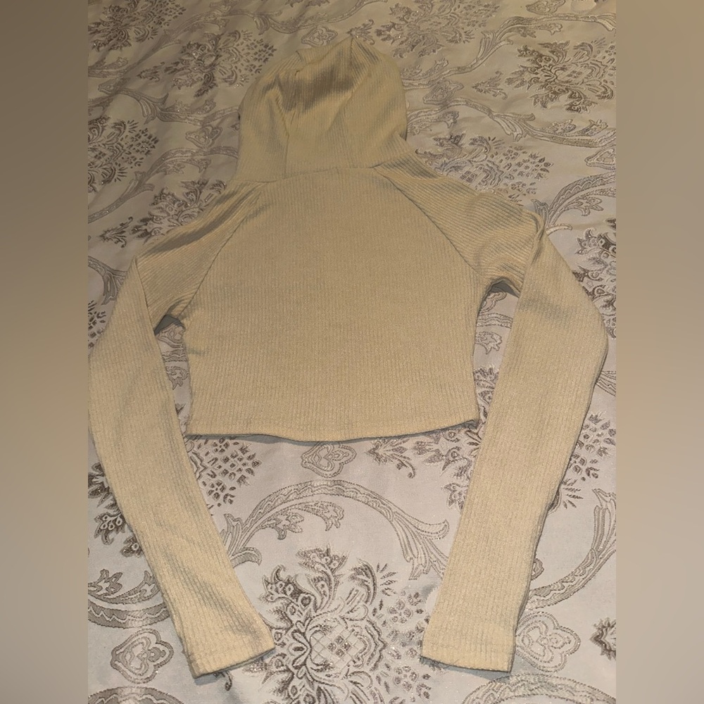 ECHT Small Cream Cropped Sweater Top - Picture 5 of 5